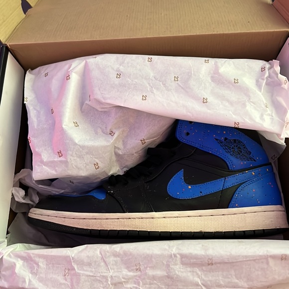 a little creased - Picture 2 of 3